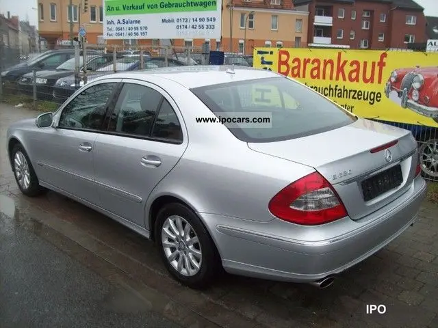 Mercedes-Benz  E 230 Elegance 5