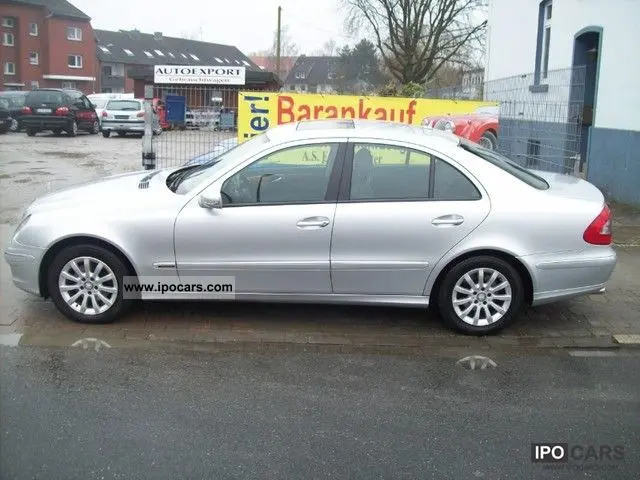 Mercedes-Benz  E 230 Elegance 6
