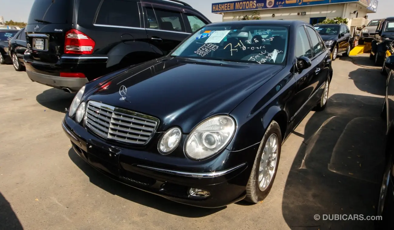 Mercedes-Benz  E 240 4Matic Classic 3
