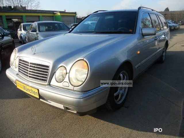 Mercedes-Benz  E 240 Elegance 1