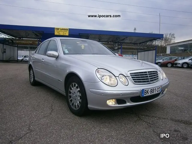 Mercedes-Benz  E 240 Elegance 6