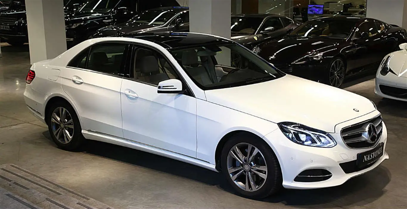 Mercedes-Benz  E 250 CDI 4Matic Elite 5