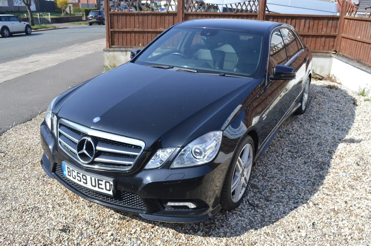 Mercedes-Benz  E 250 CDI Prime 3