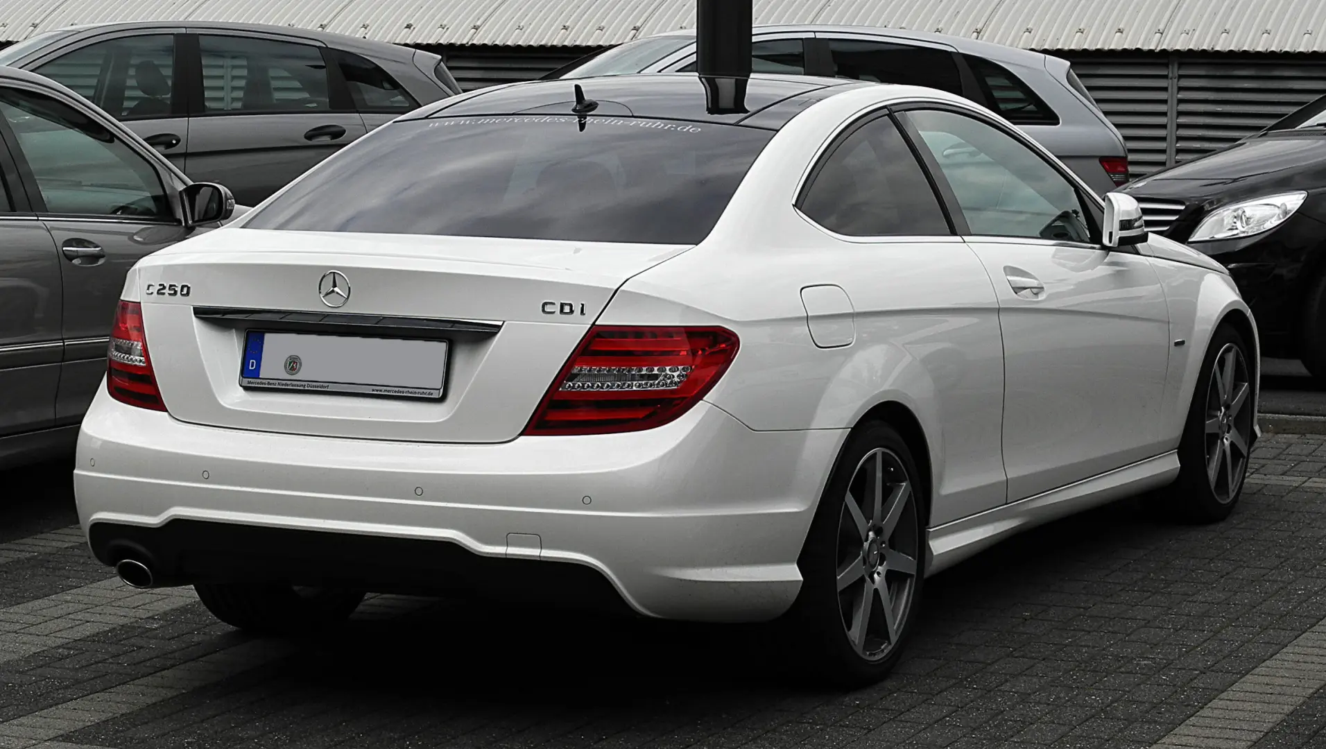 Mercedes-Benz  E 250 CDI Dynamic 5