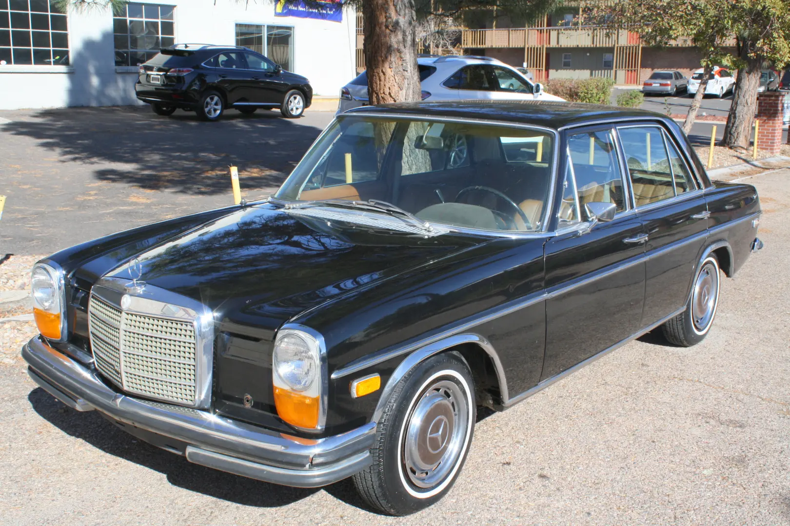 Mercedes-Benz  E 250 CE 2