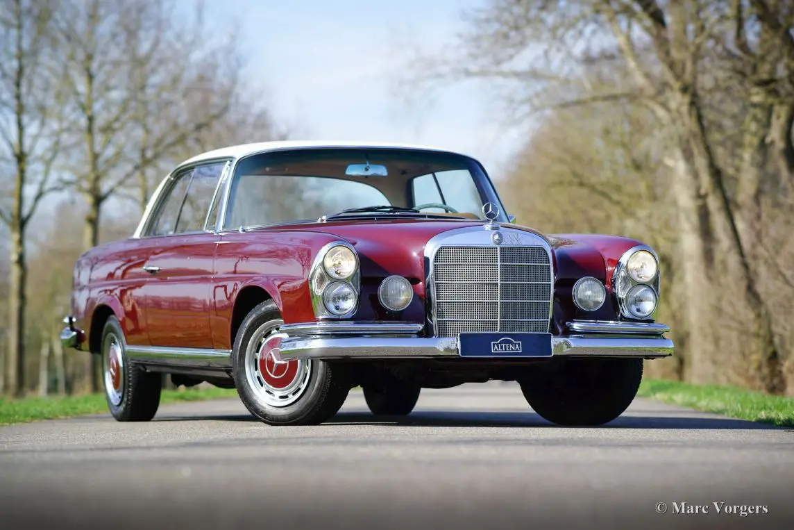 Mercedes-Benz  E 250 CE 3