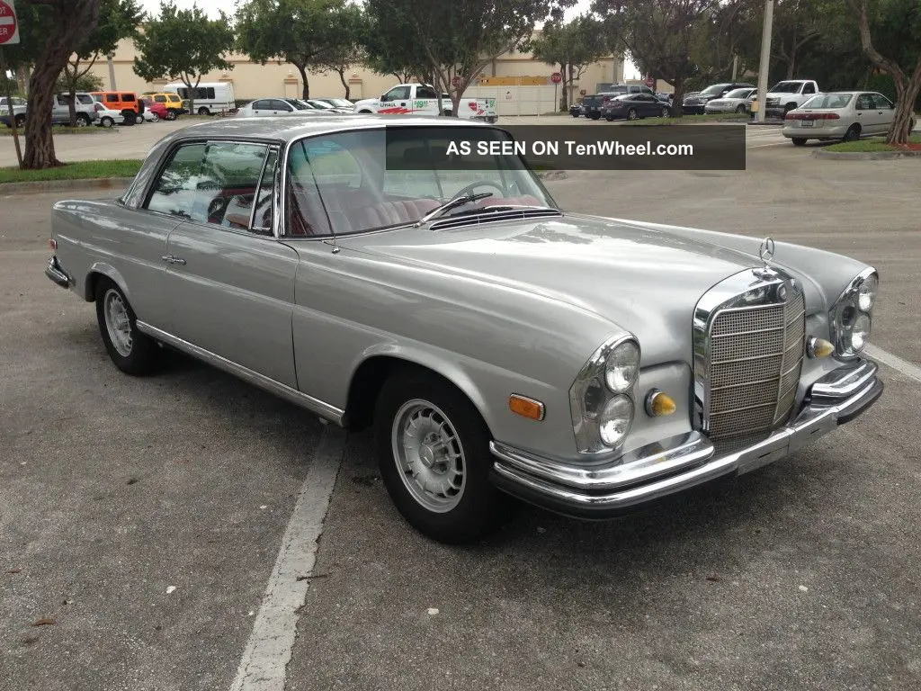 Mercedes-Benz  E 250 CE 7