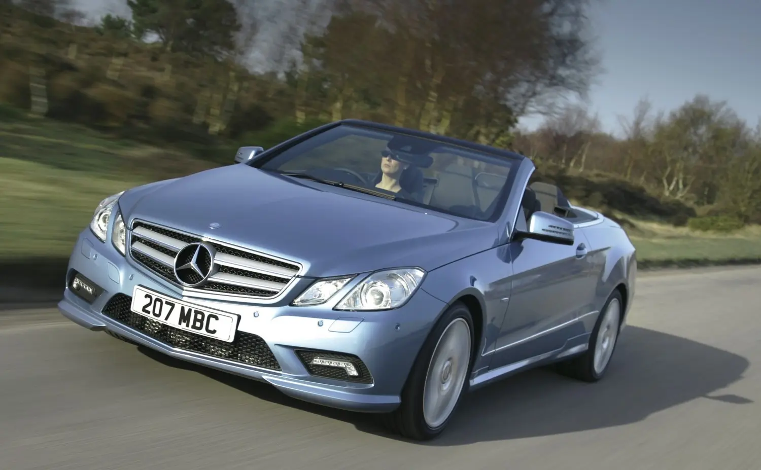 Mercedes-Benz  E 250 CGI 5