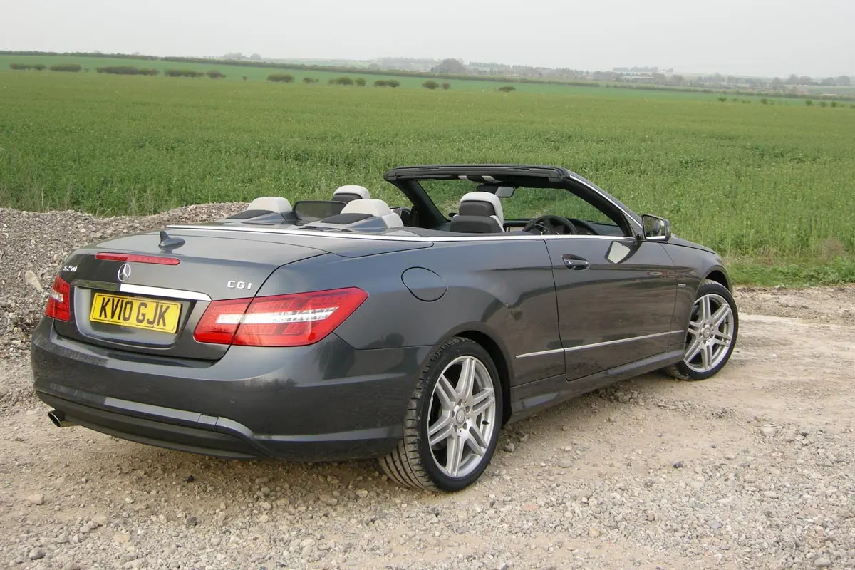 Mercedes-Benz  E 250 CGI 6