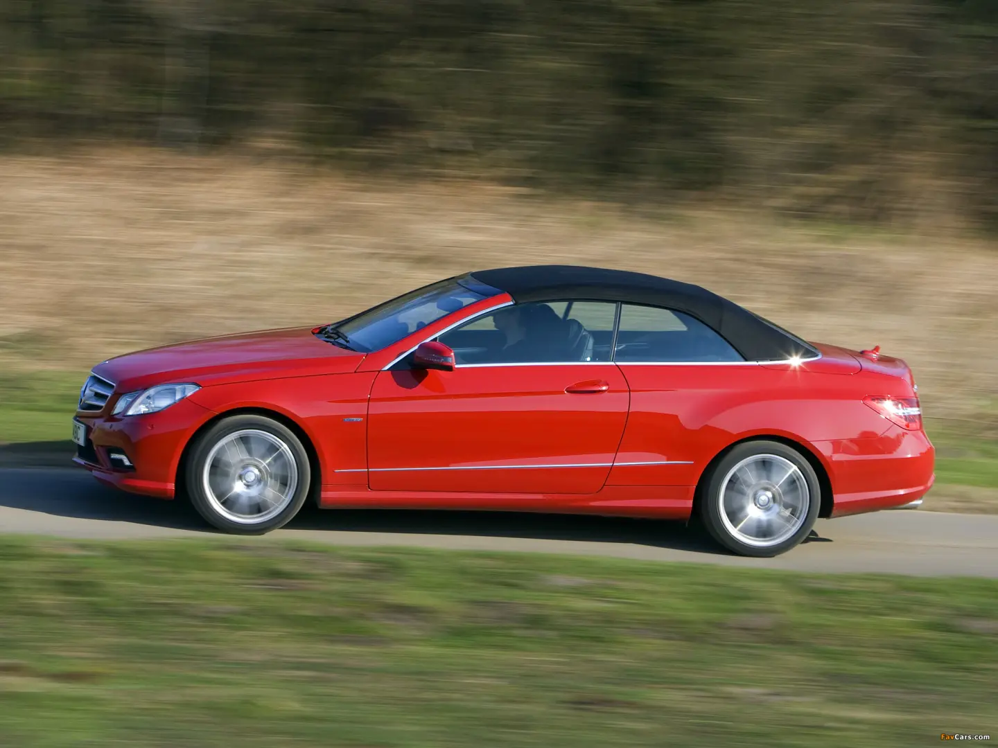 Mercedes-Benz  E 250 CGI 6