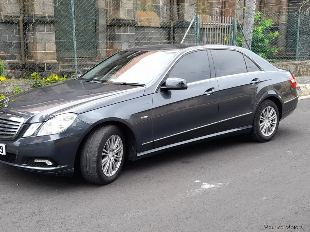 Mercedes-Benz  E 250 CGI Prime 7