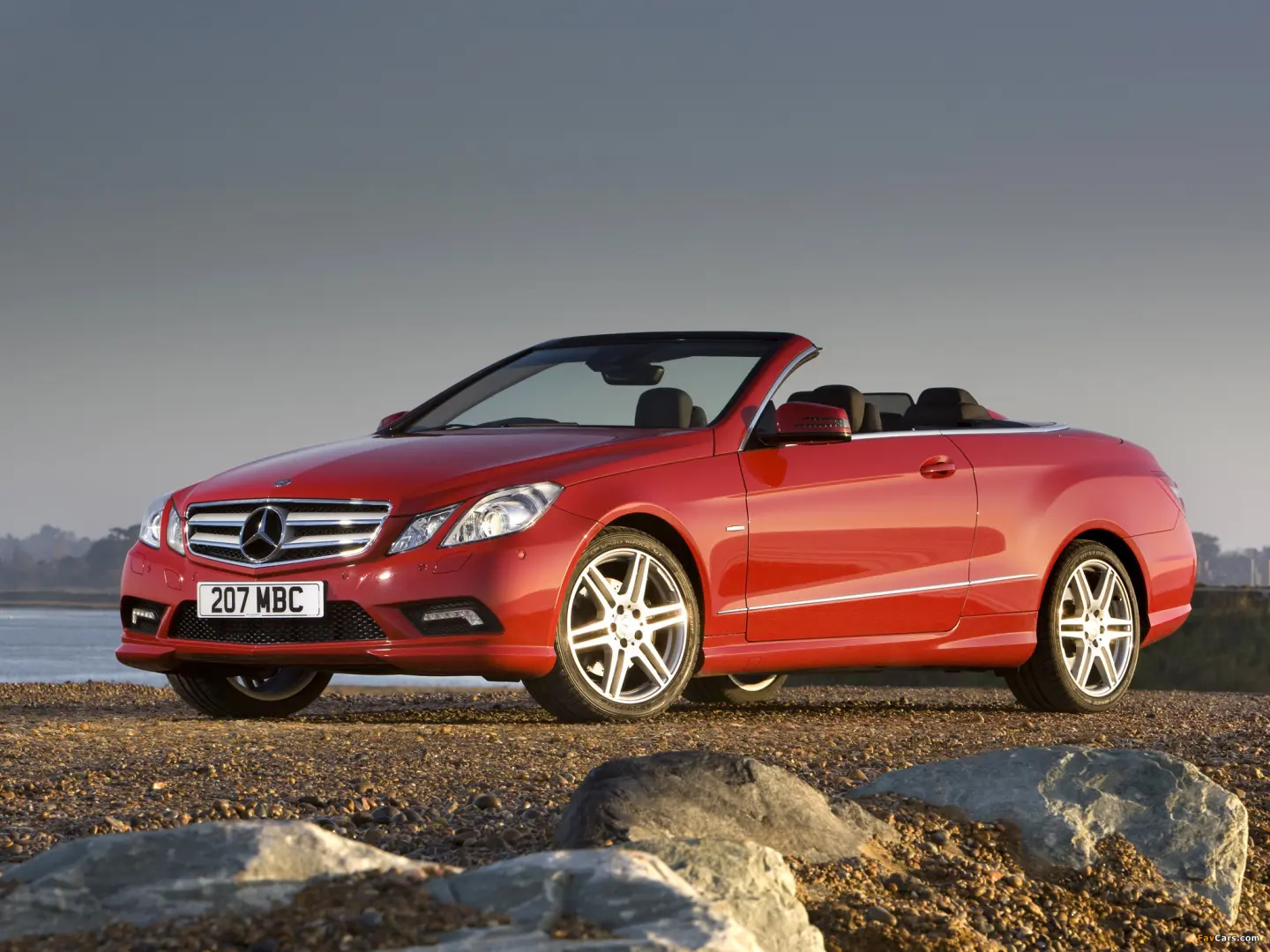 Mercedes-Benz  E 250 CGI BlueEFFICIENCY Avantgarde 3