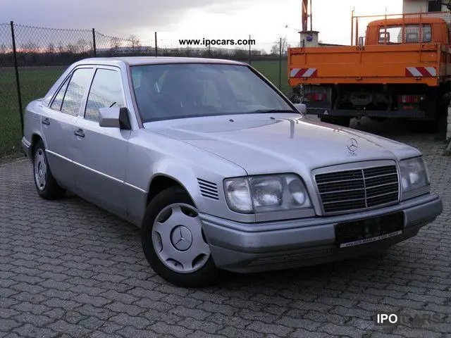 Mercedes-Benz  E 250 D Elegance 1