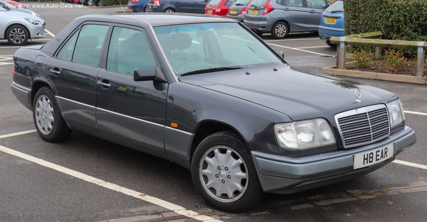 Mercedes-Benz  E 250 D Elegance 3