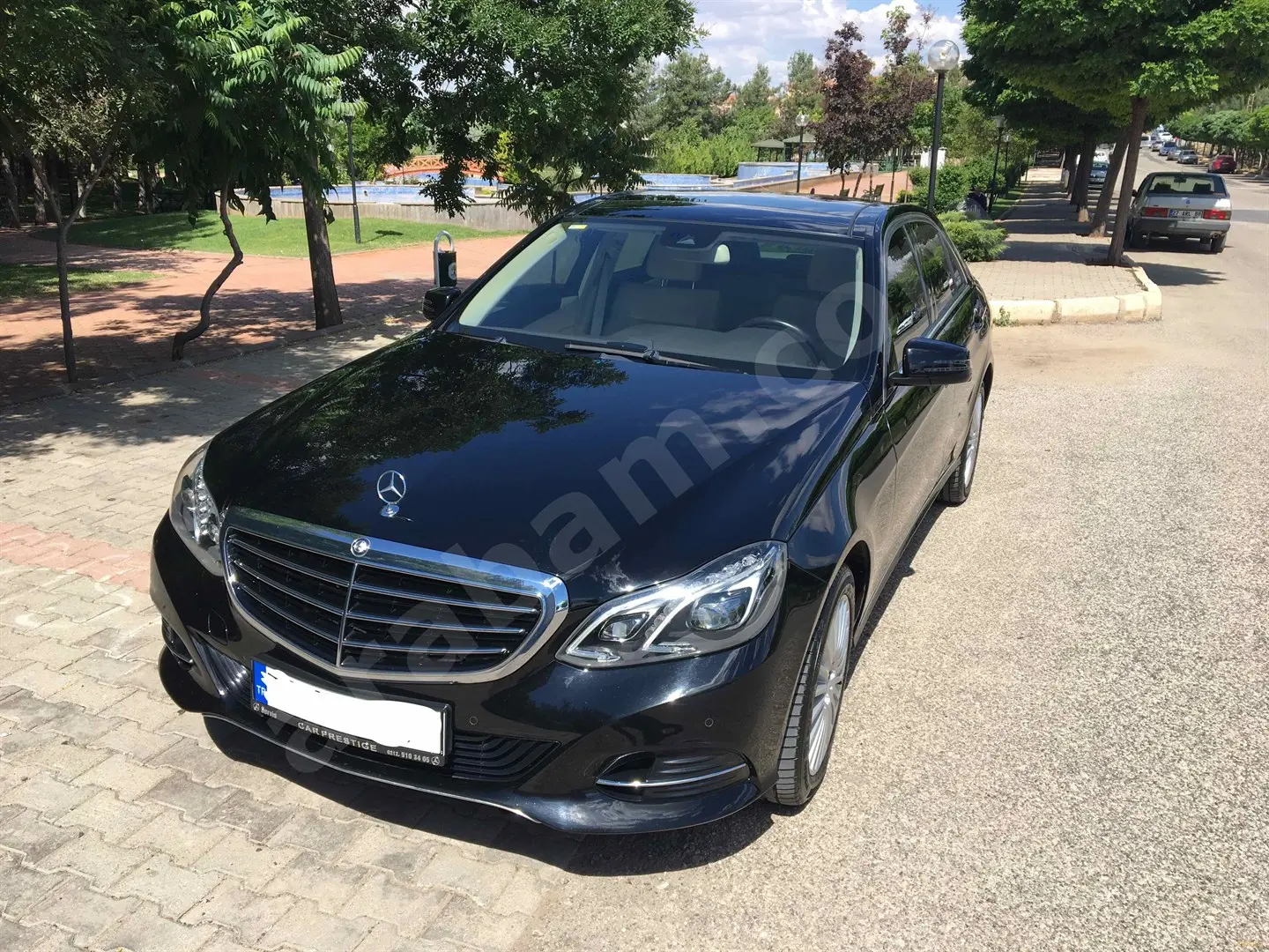 Mercedes-Benz  E 250 Elit 6
