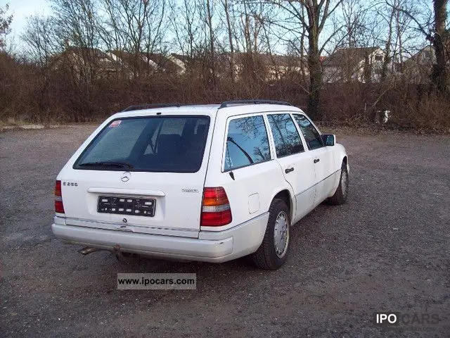 Mercedes-Benz  E 250 TD 6