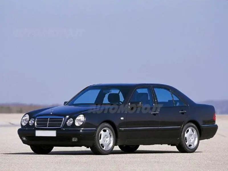 Mercedes-Benz  E 200 Kompressor Avantgarde 5