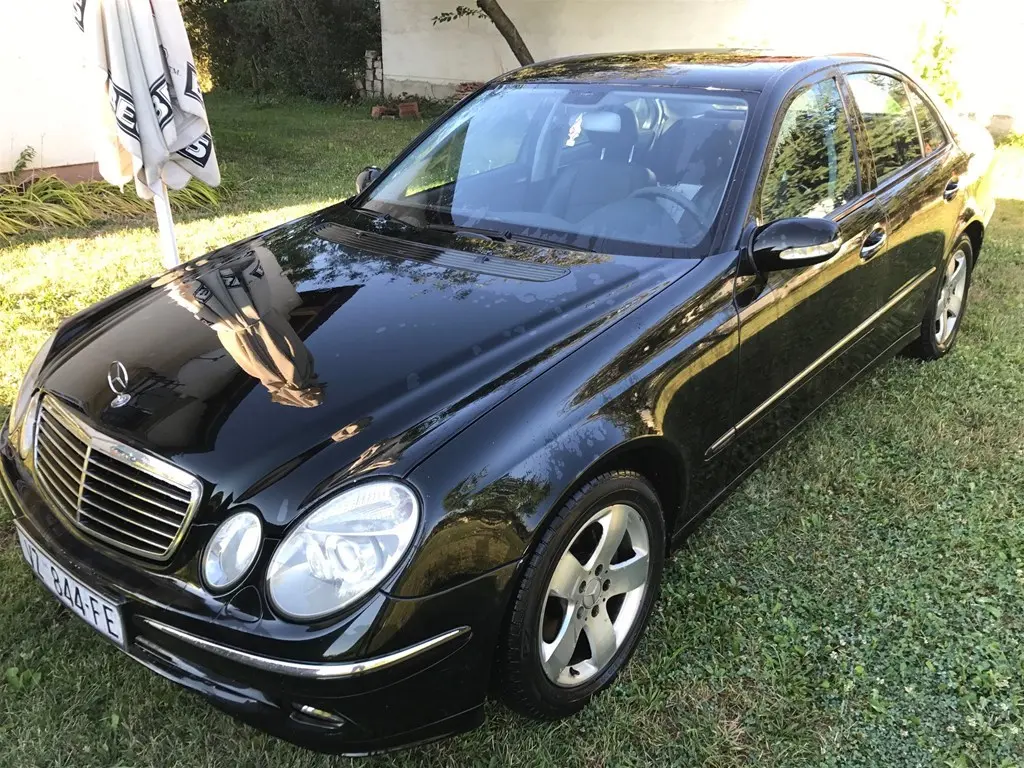 Mercedes-Benz  E 270 CDI Avantgarde 3