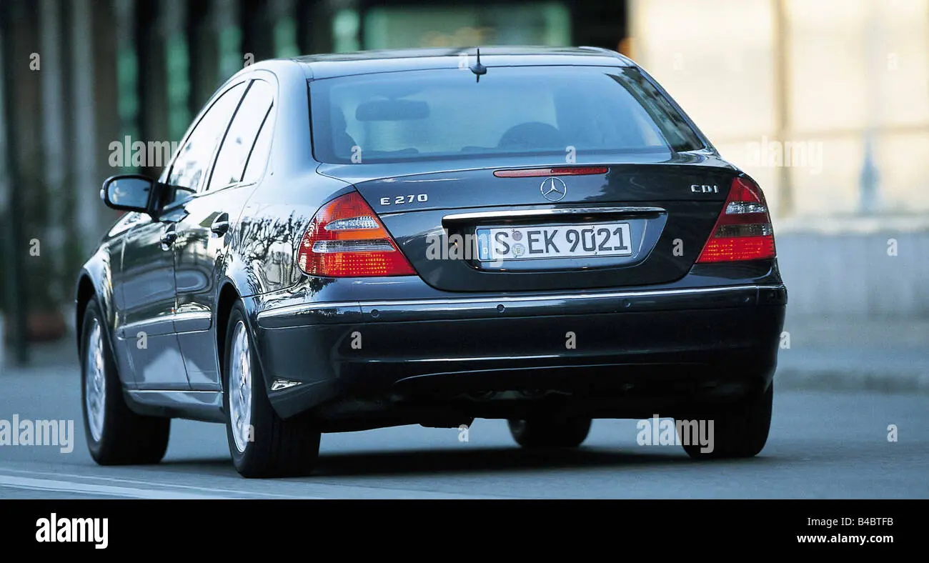 Mercedes-Benz  E 270 CDI Elegance 3