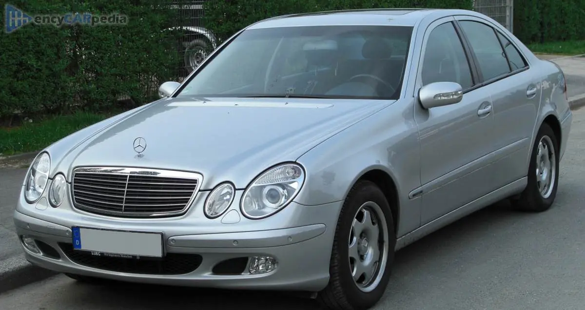 Mercedes-Benz  E 270 CDI Elegance 6