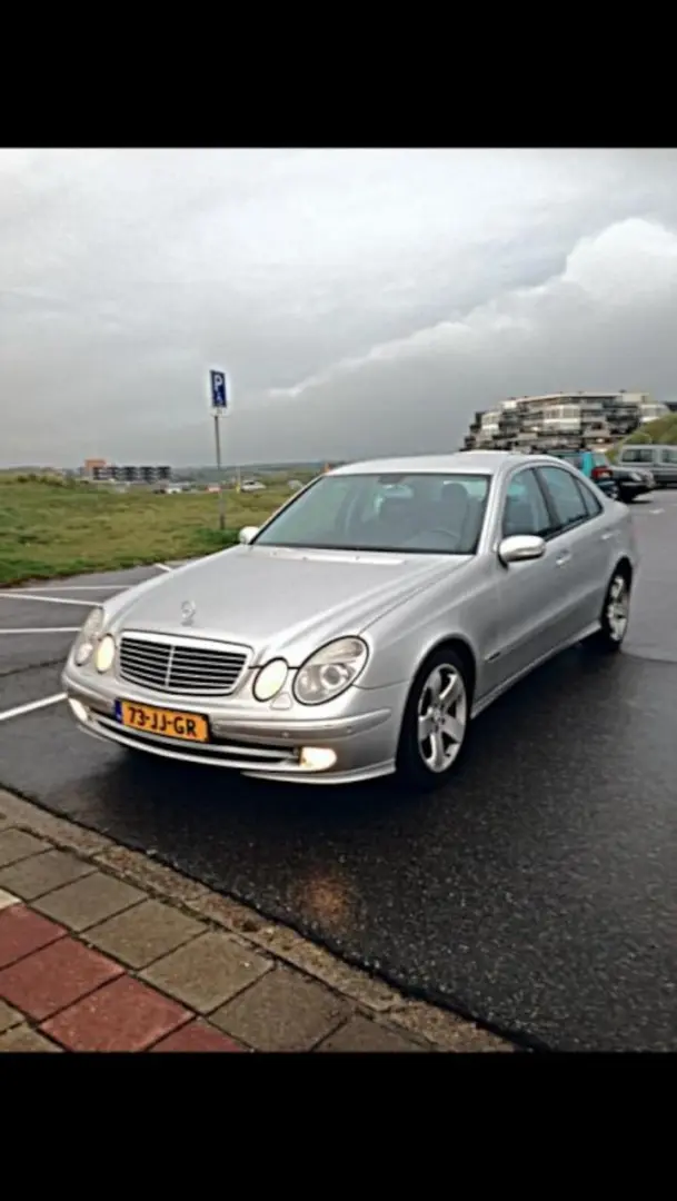 Mercedes-Benz  E 270 CDI Elegance 6