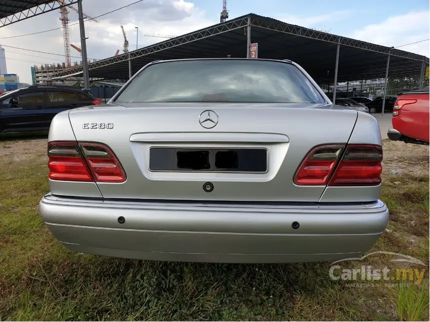 Mercedes-Benz  E 280 Avantgarde 0