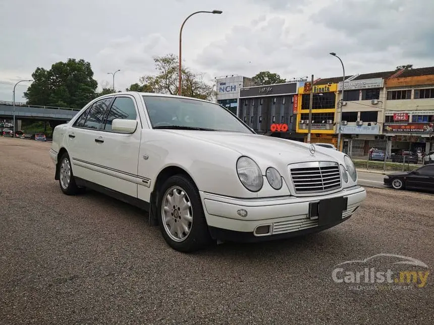 Mercedes-Benz  E 280 Avantgarde 6