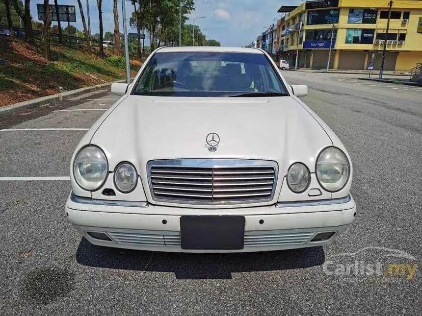 Mercedes-Benz  E 280 Avantgarde 7