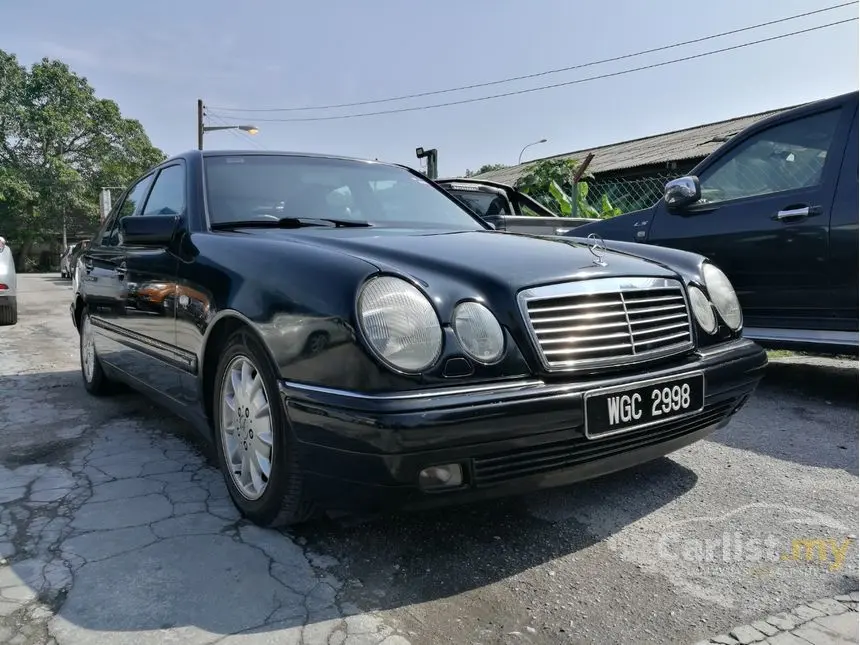Mercedes-Benz  E 280 Avantgarde 4