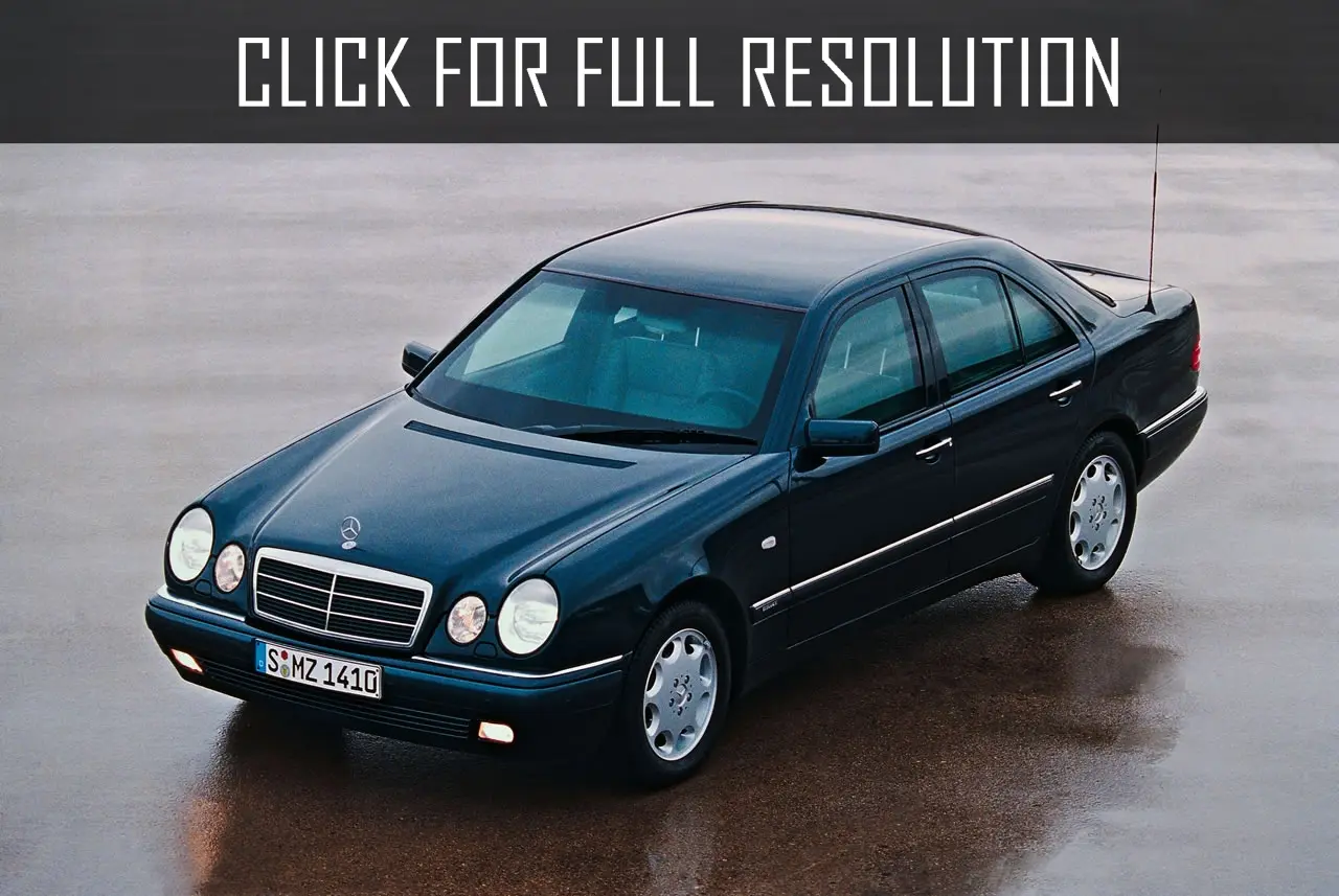 Mercedes-Benz  E 200 Classic 0
