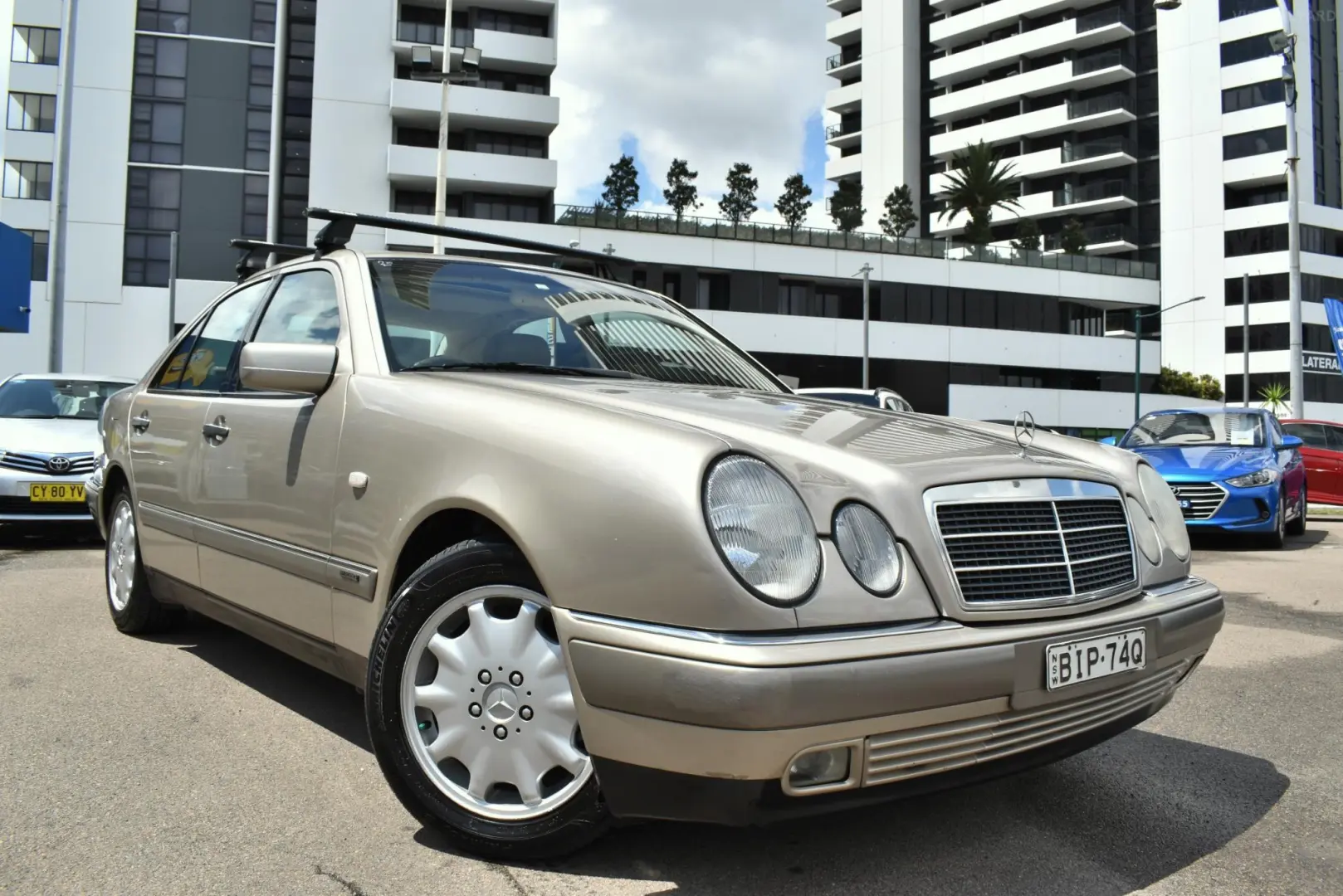 Mercedes-Benz  E 280 Elegance 4