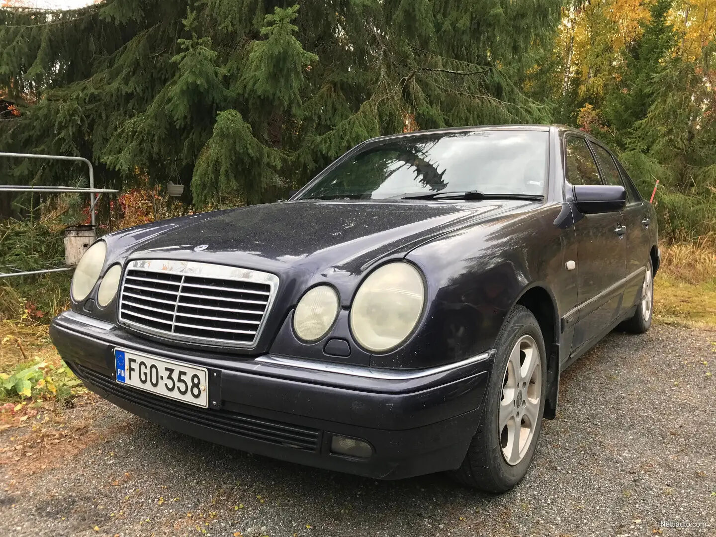 Mercedes-Benz  E 290 TD Avantgarde 5