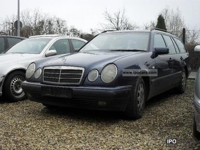 Mercedes-Benz  E 290 TD Classic 7