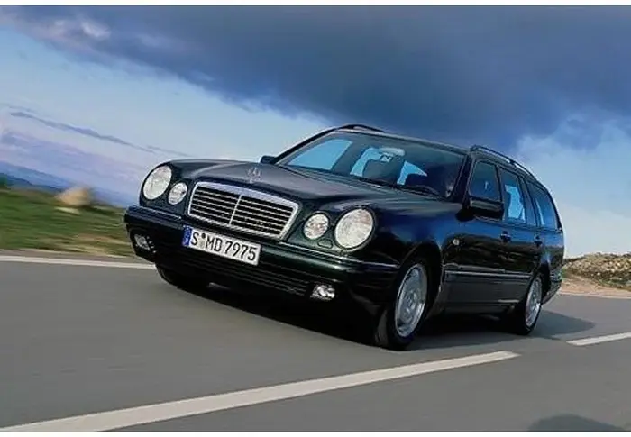 Mercedes-Benz  E 290 TD Elegance 3