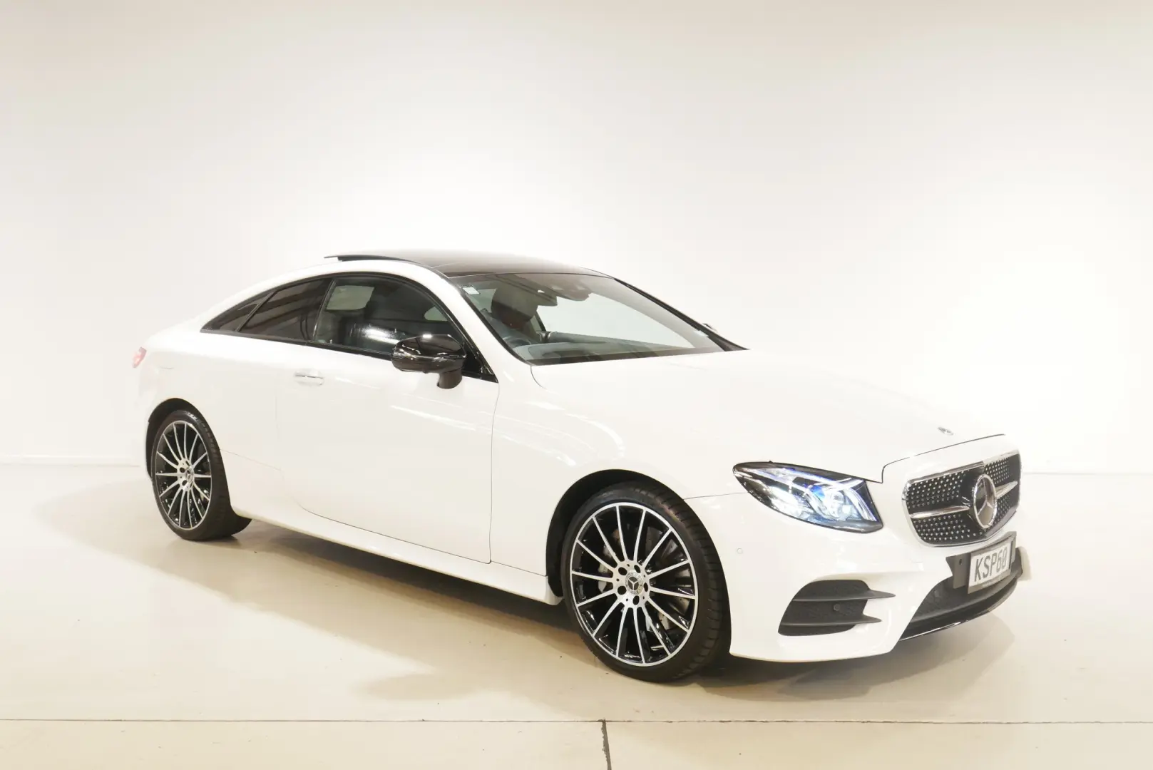 Mercedes-Benz  E 300 AMG 9G-Tronic 0