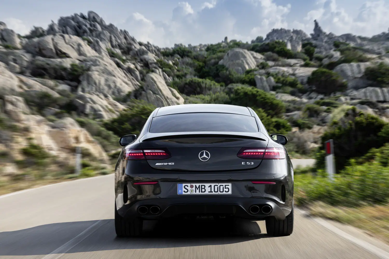 Mercedes-Benz  E 300 AMG 9G-Tronic 2