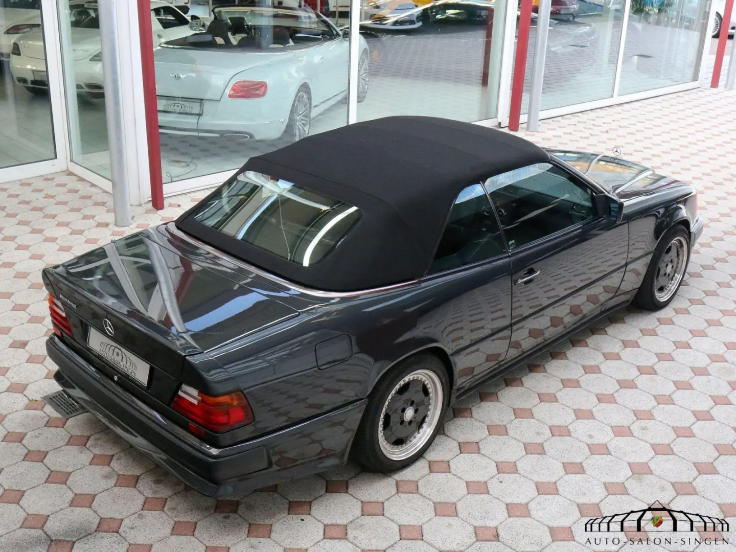 Mercedes-Benz  E 300 C24V 5