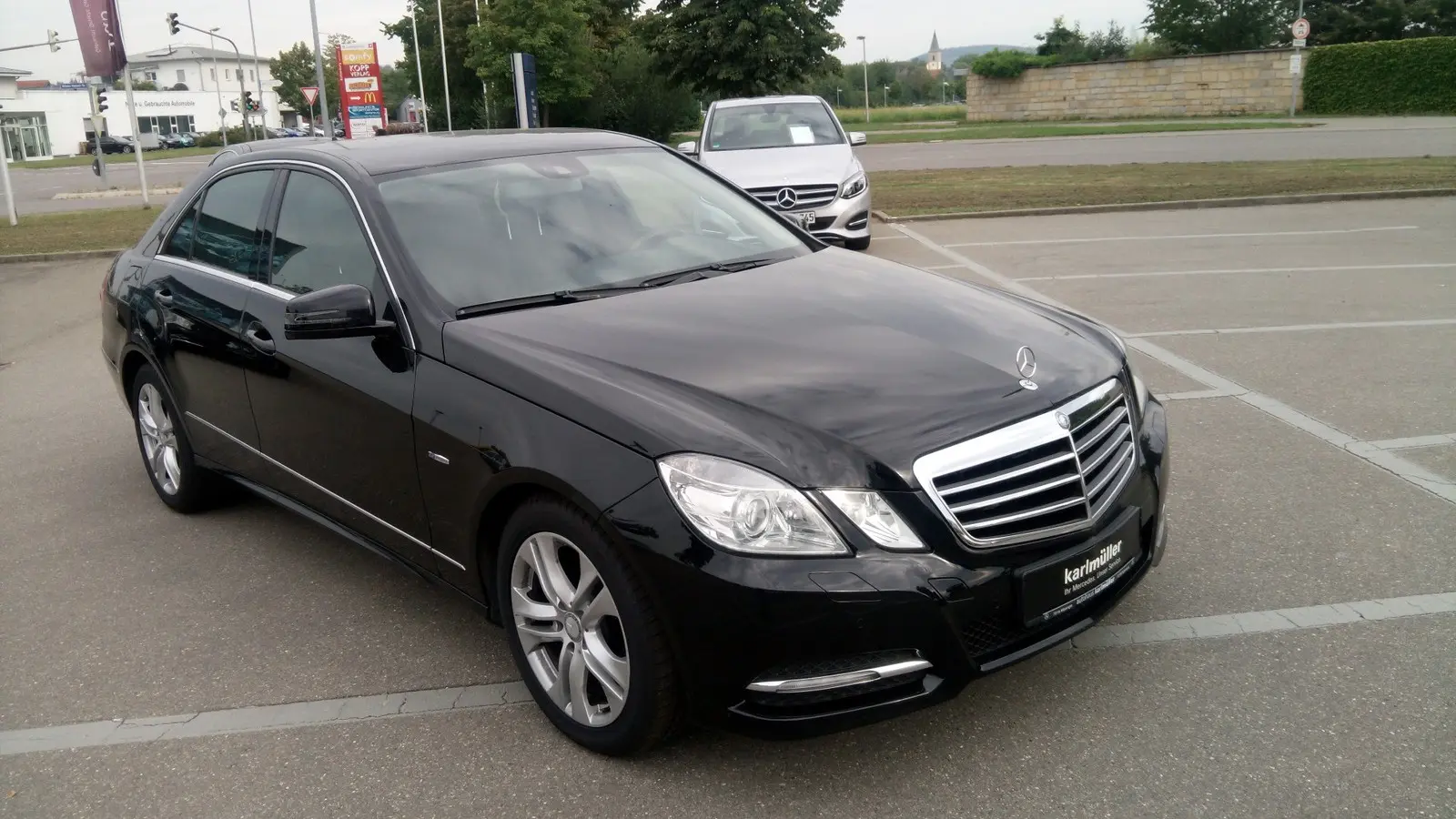Mercedes-Benz  E 300 CDI BlueEFFICIENCY 2