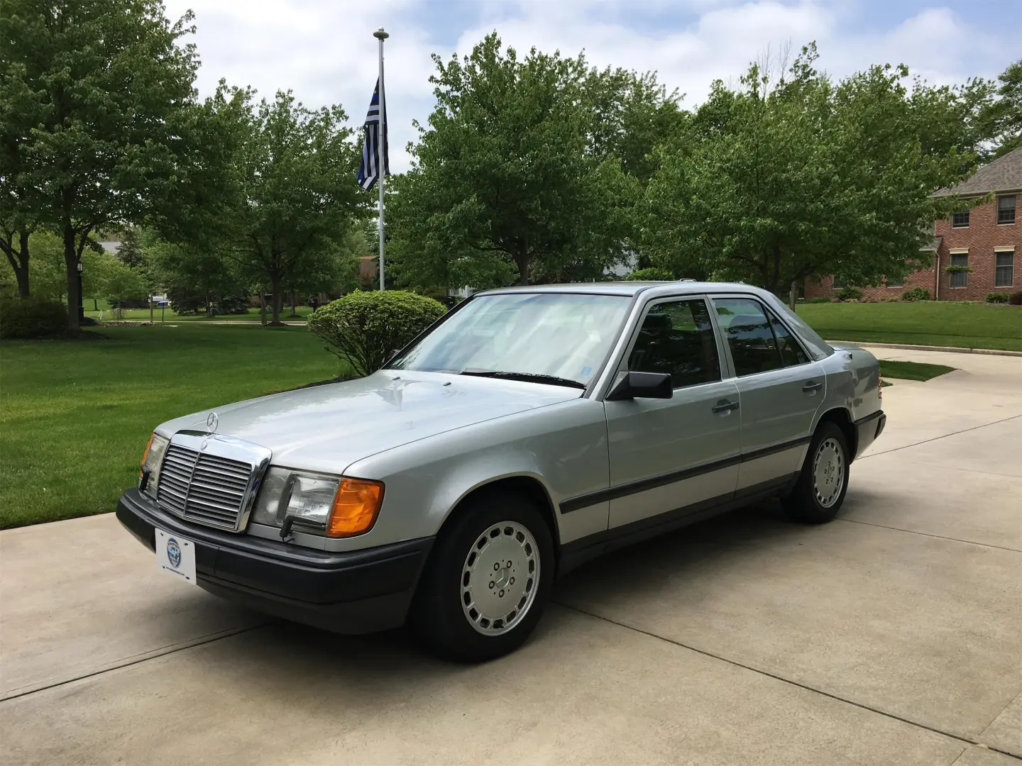 Mercedes-Benz  E 300 CE 4