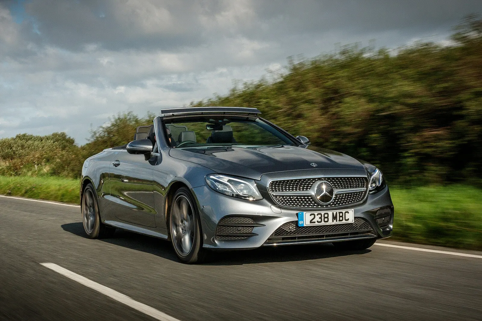 Mercedes-Benz  E 300 CGI AMG 9G-Tronic 1