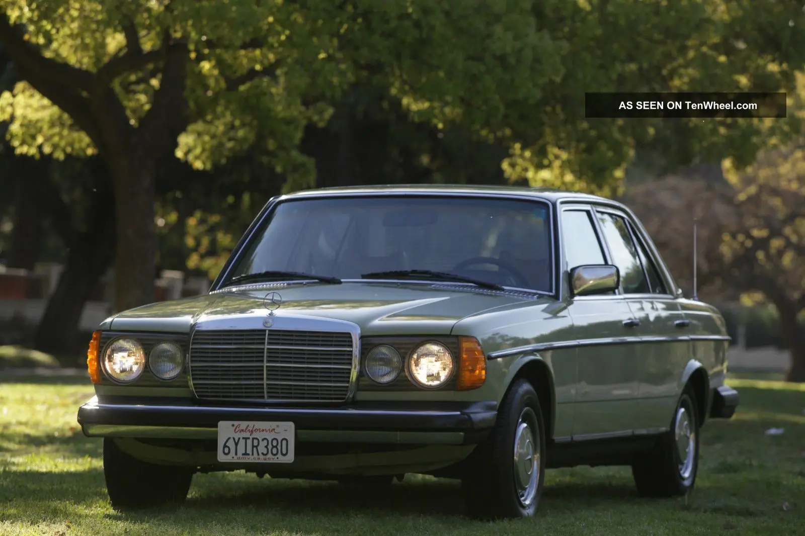 Mercedes-Benz  E 300 D 3