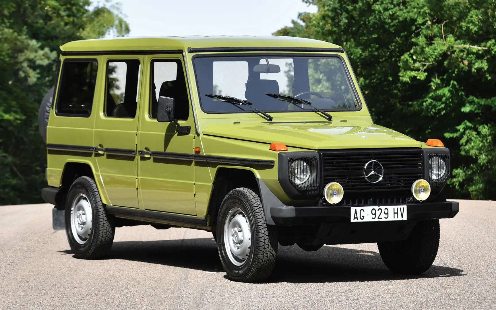 Mercedes-Benz  E 300 D 4