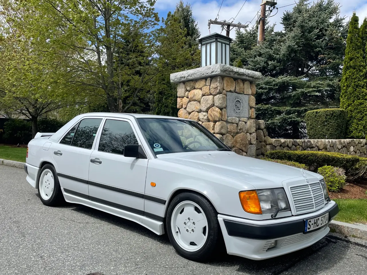 Mercedes-Benz  E 300 E 7