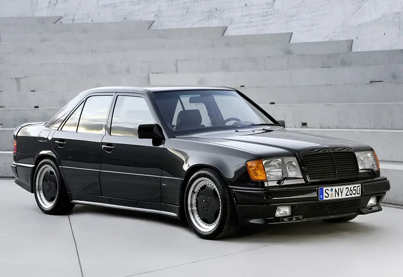 Mercedes-Benz  E 300 TD 3