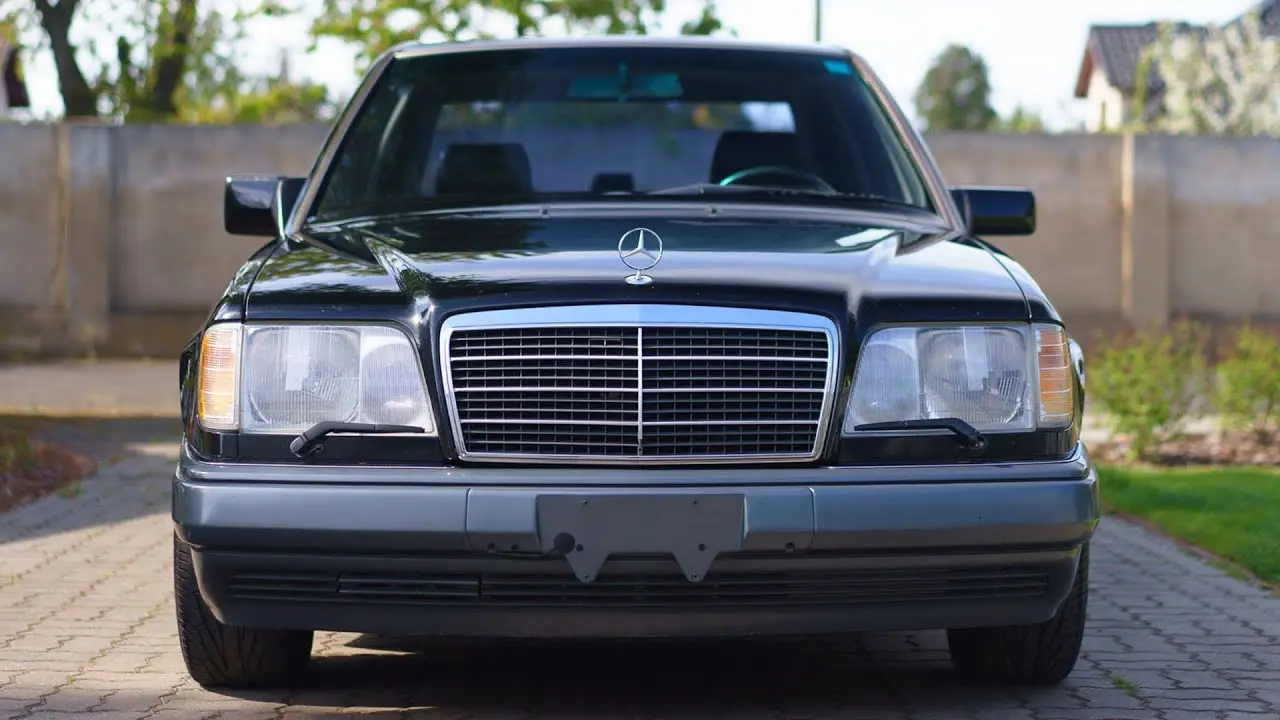 Mercedes-Benz  E 320 0