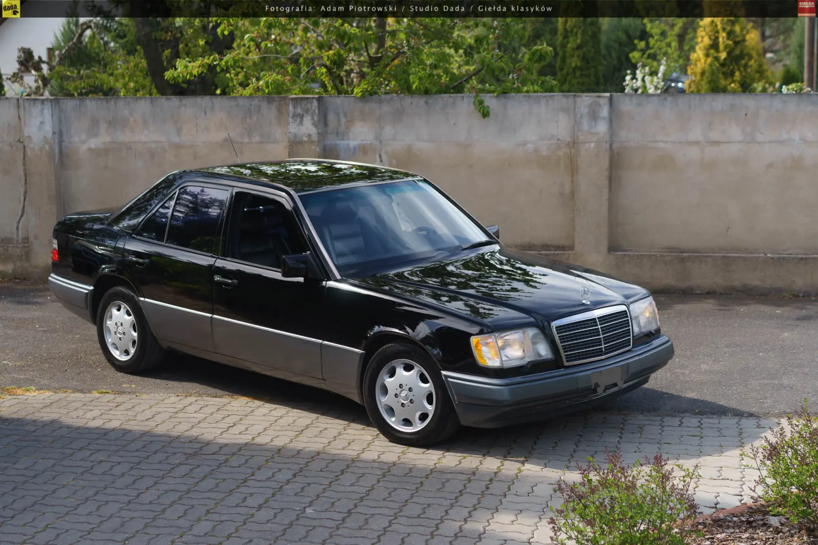 Mercedes-Benz  E 320 3