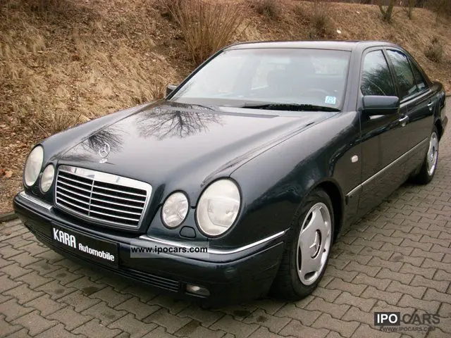 Mercedes-Benz  E 320 Avantgarde 1