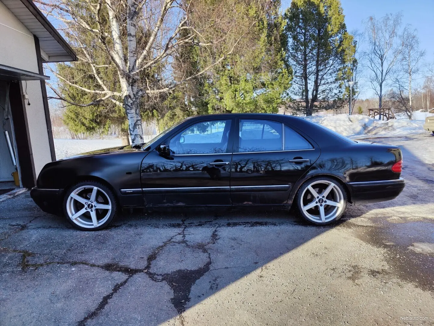Mercedes-Benz  E 320 Avantgarde 3