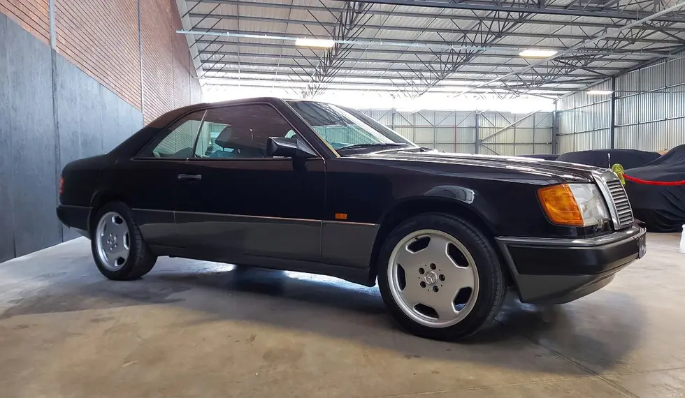 Mercedes-Benz  E 320 CE 1