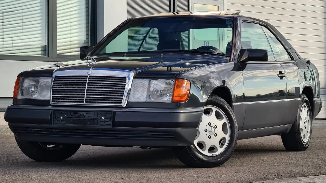 Mercedes-Benz  E 320 CE 6